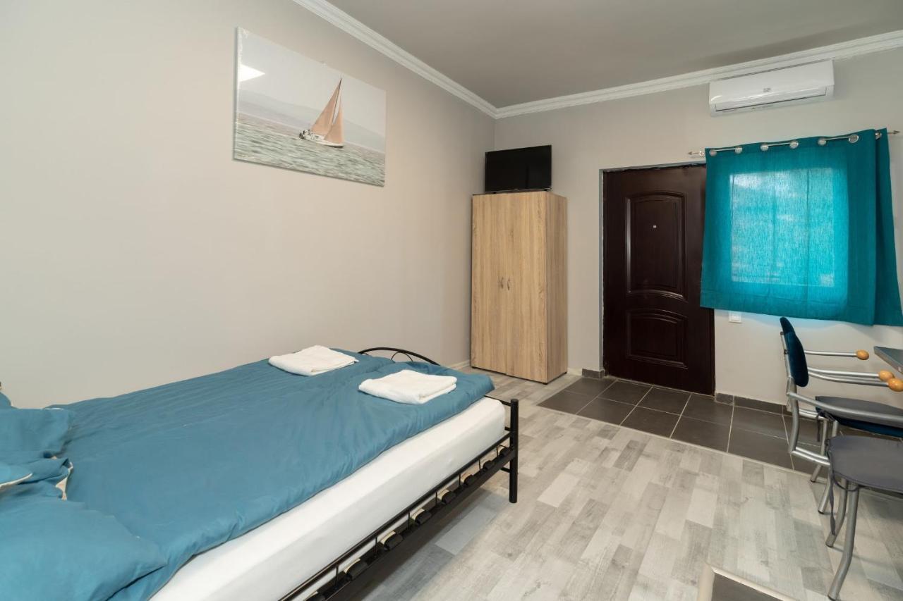 Ivanhoe Apartman Apartment Nyirbator Ngoại thất bức ảnh