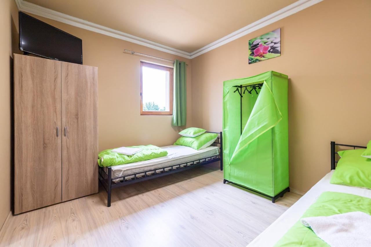 Ivanhoe Apartman Apartment Nyirbator Ngoại thất bức ảnh